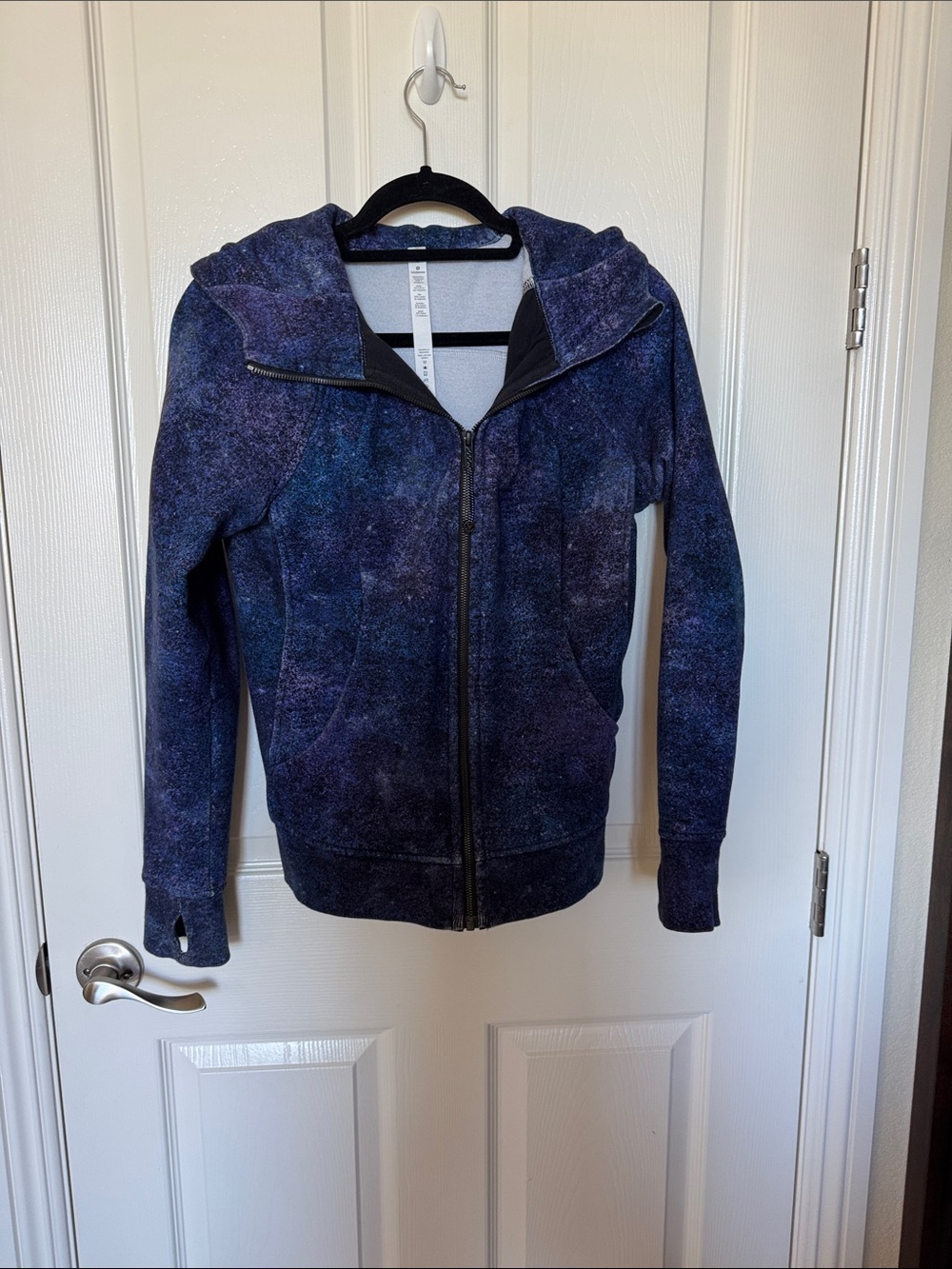 Like new size 6 lululemon athletica Navy Galaxy Zip-Up Hoodie